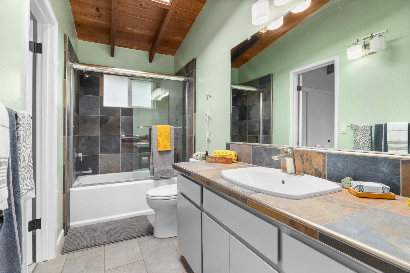 Detail Gallery Image 21 of 48 For 326 Doris Ave, Aptos,  CA 95003 - 3 Beds | 2 Baths