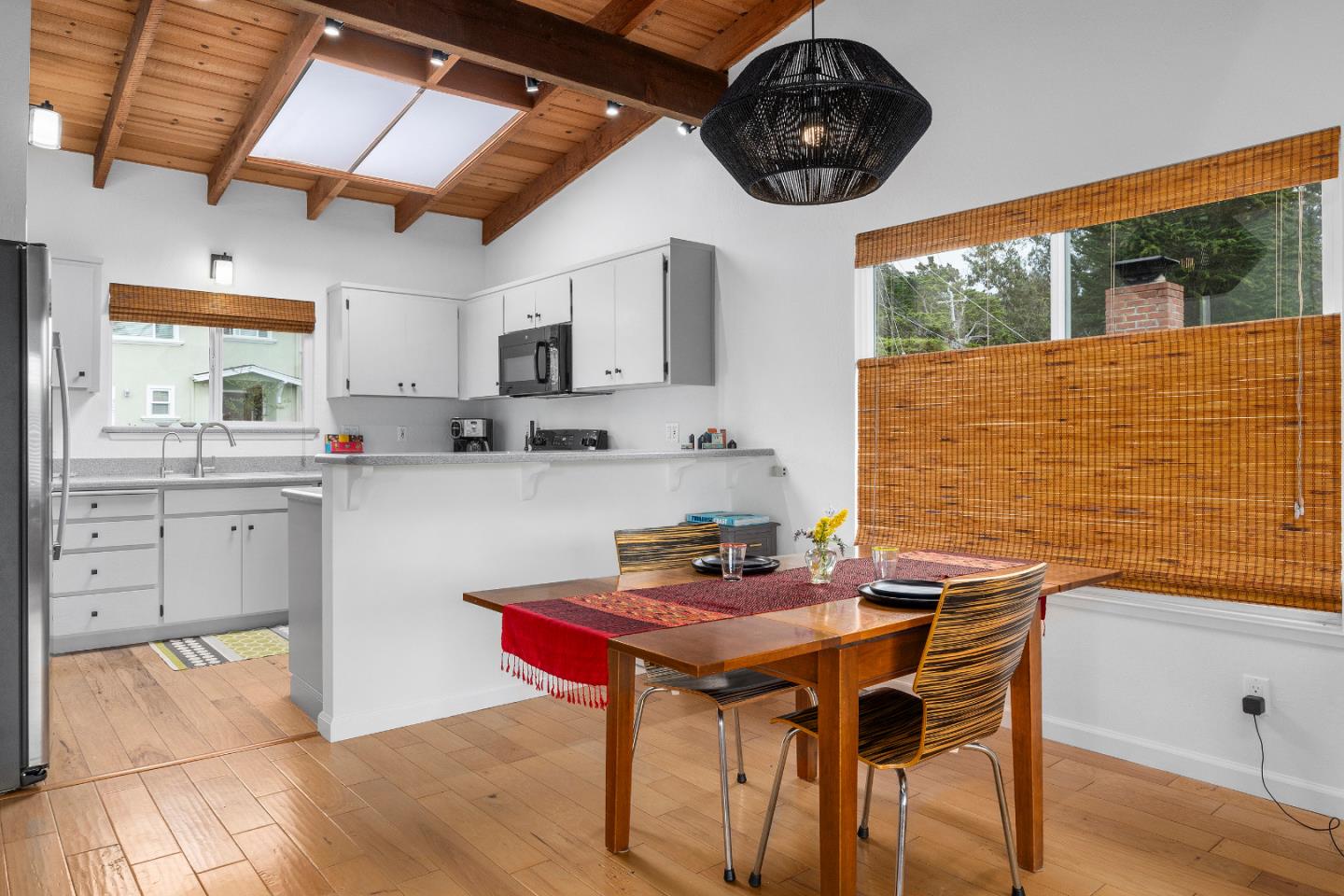 Detail Gallery Image 8 of 48 For 326 Doris Ave, Aptos,  CA 95003 - 3 Beds | 2 Baths