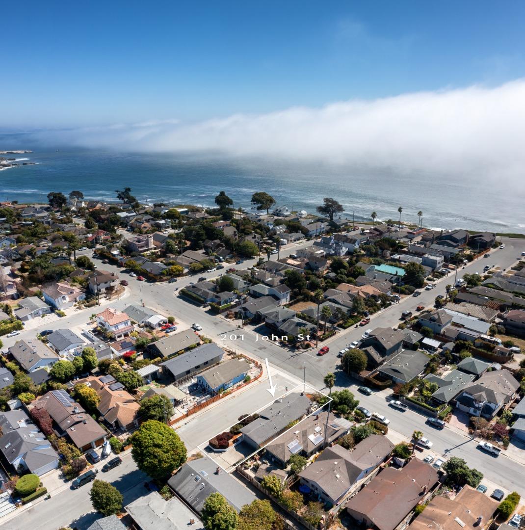 Detail Gallery Image 32 of 32 For 201 John St, Santa Cruz,  CA 95060 - 2 Beds | 1/1 Baths