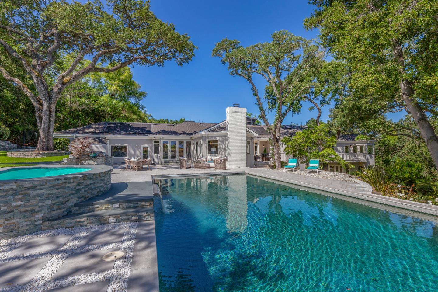 Detail Gallery Image 50 of 66 For 13456 Country Way, Los Altos Hills,  CA 94022 - 5 Beds | 4/1 Baths