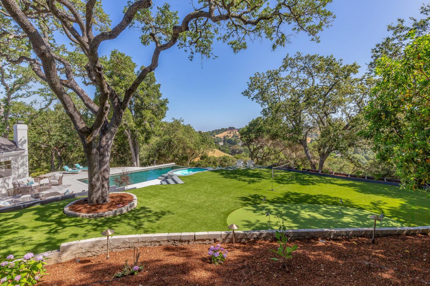 Detail Gallery Image 60 of 65 For 13456 Country Way, Los Altos Hills,  CA 94022 - 5 Beds | 4/1 Baths