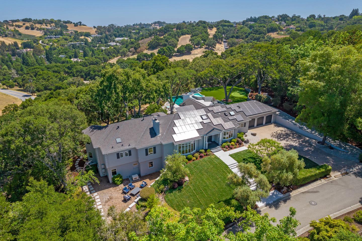 Detail Gallery Image 63 of 66 For 13456 Country Way, Los Altos Hills,  CA 94022 - 5 Beds | 4/1 Baths