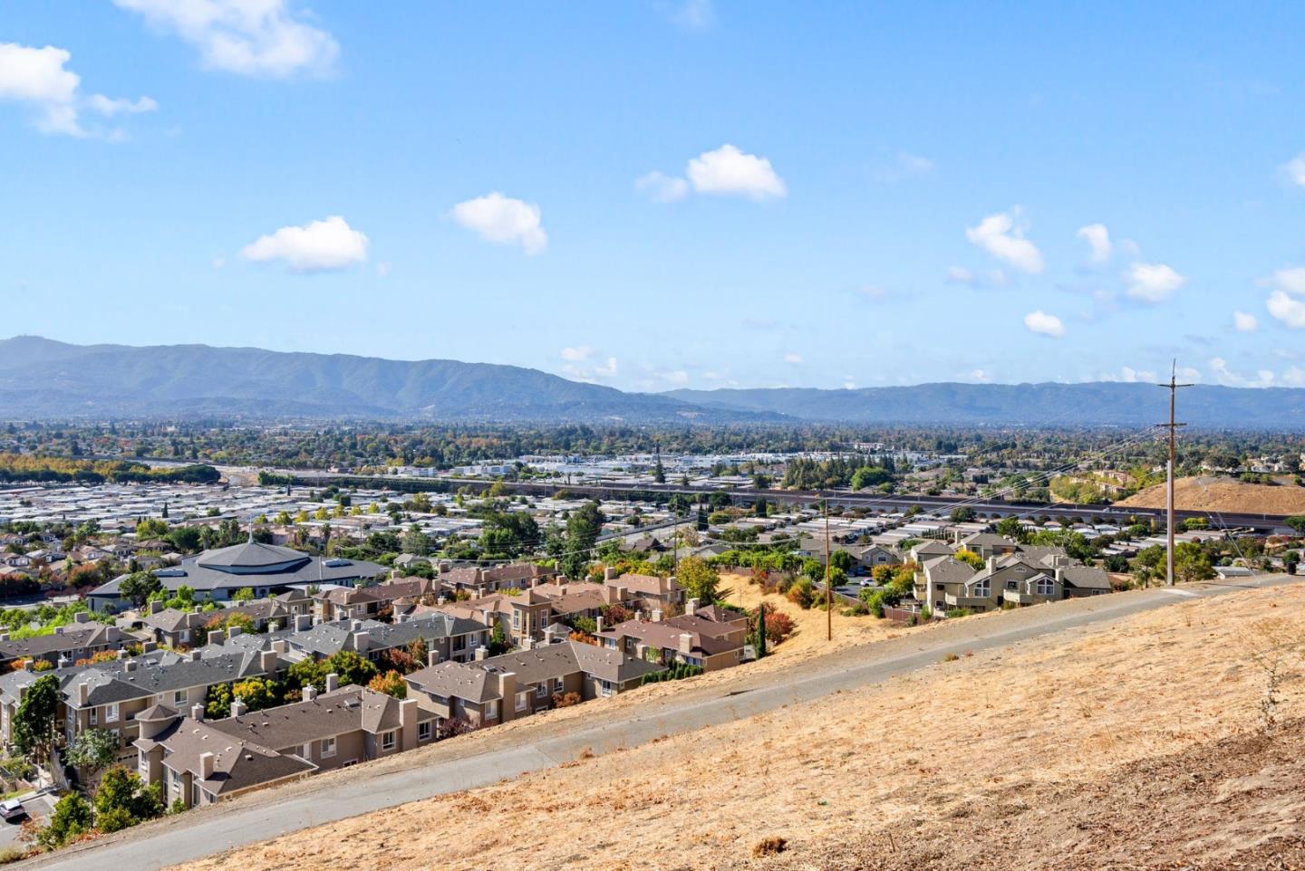 Detail Gallery Image 38 of 38 For 389 Casselino Dr #2,  San Jose,  CA 95136 - 2 Beds | 2/1 Baths