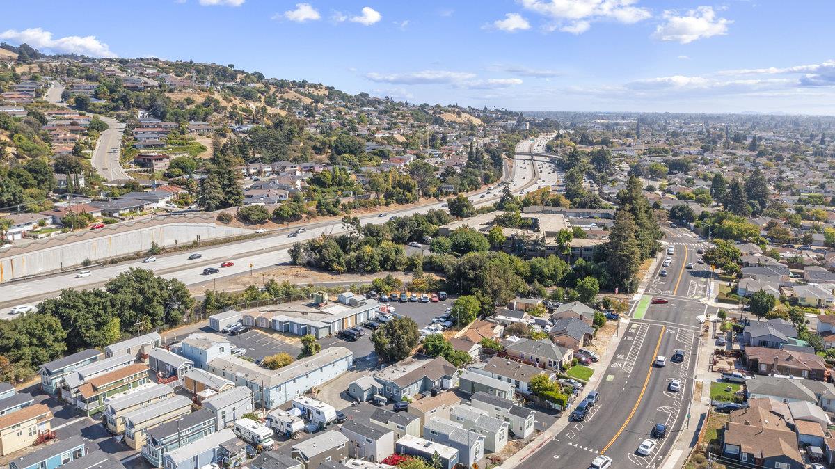 Detail Gallery Image 17 of 23 For 1468 Grand Avenue #9,  San Leandro,  CA 94577 - 1 Beds | 1 Baths