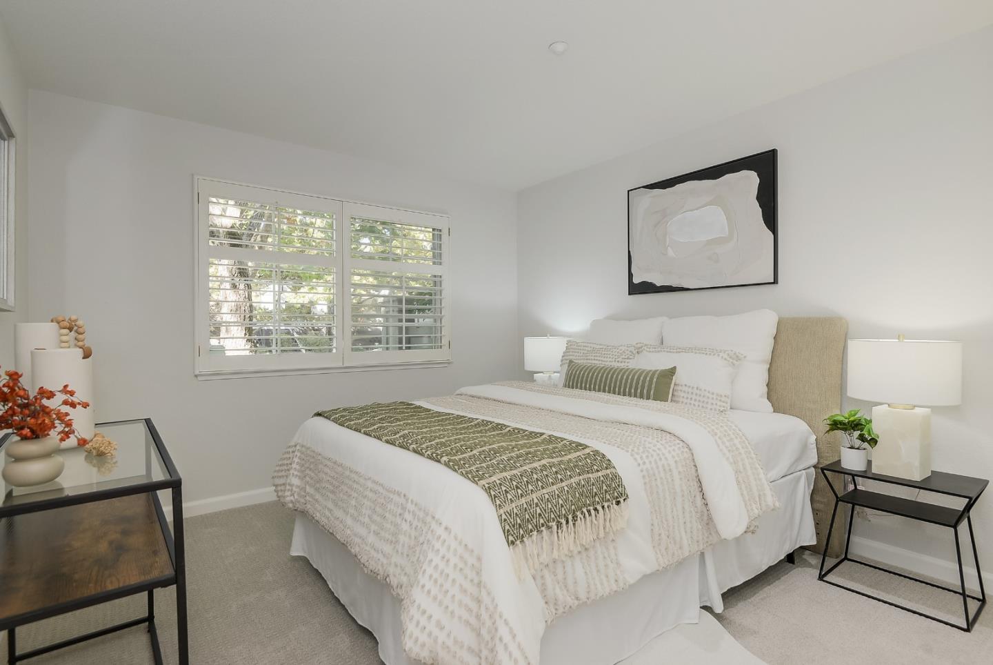 Detail Gallery Image 10 of 27 For 20 Willow Rd #21,  Menlo Park,  CA 94025 - 2 Beds | 2 Baths