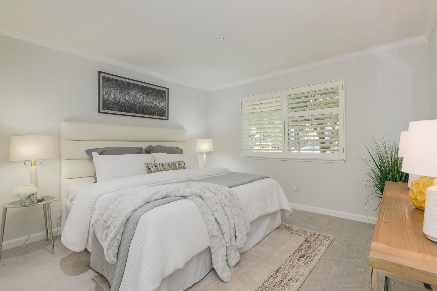 Detail Gallery Image 12 of 27 For 20 Willow Rd #21,  Menlo Park,  CA 94025 - 2 Beds | 2 Baths