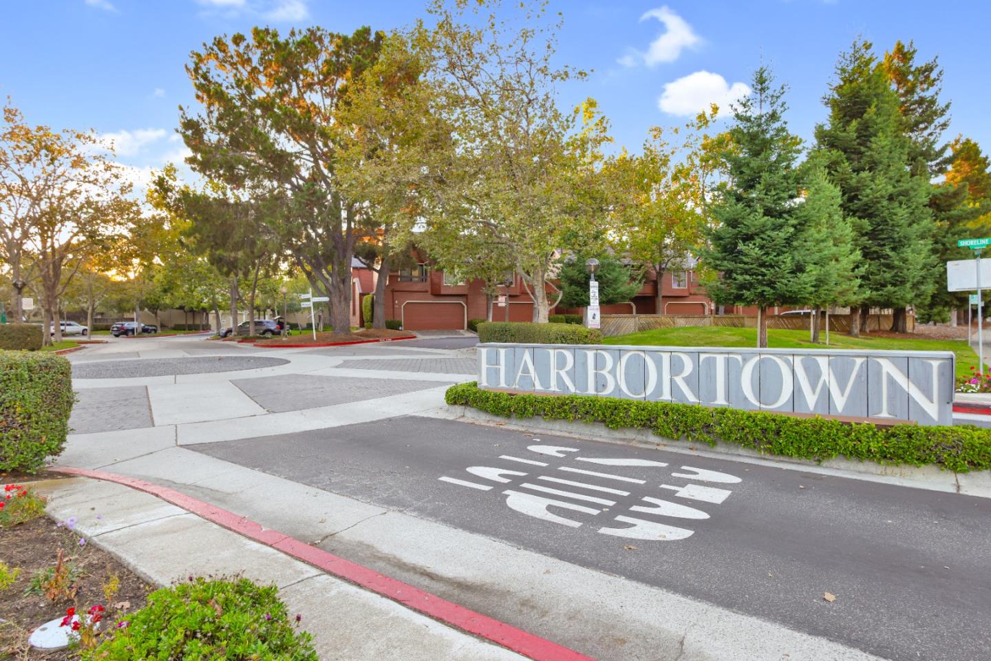 Detail Gallery Image 42 of 64 For 972 Shoreline Dr, San Mateo,  CA 94404 - 2 Beds | 2/1 Baths