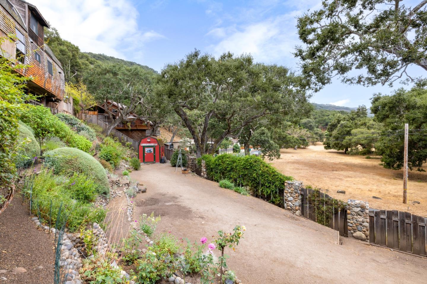 Detail Gallery Image 17 of 53 For 18 Camino De Travesia, Carmel Valley,  CA 93924 - 2 Beds | 1/1 Baths