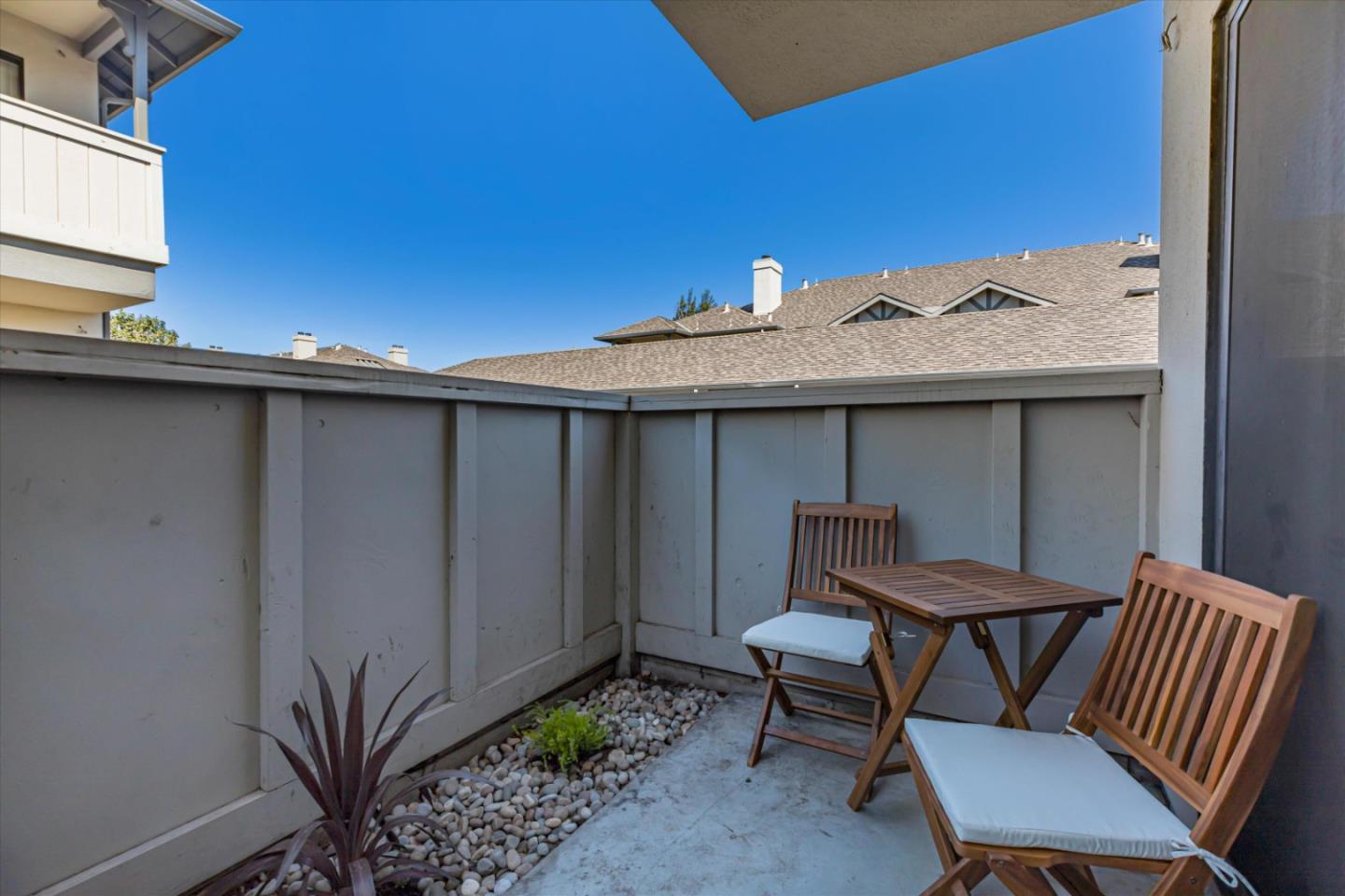 Detail Gallery Image 24 of 34 For 1052 Padre Dr #2,  Salinas,  CA 93901 - 1 Beds | 1 Baths