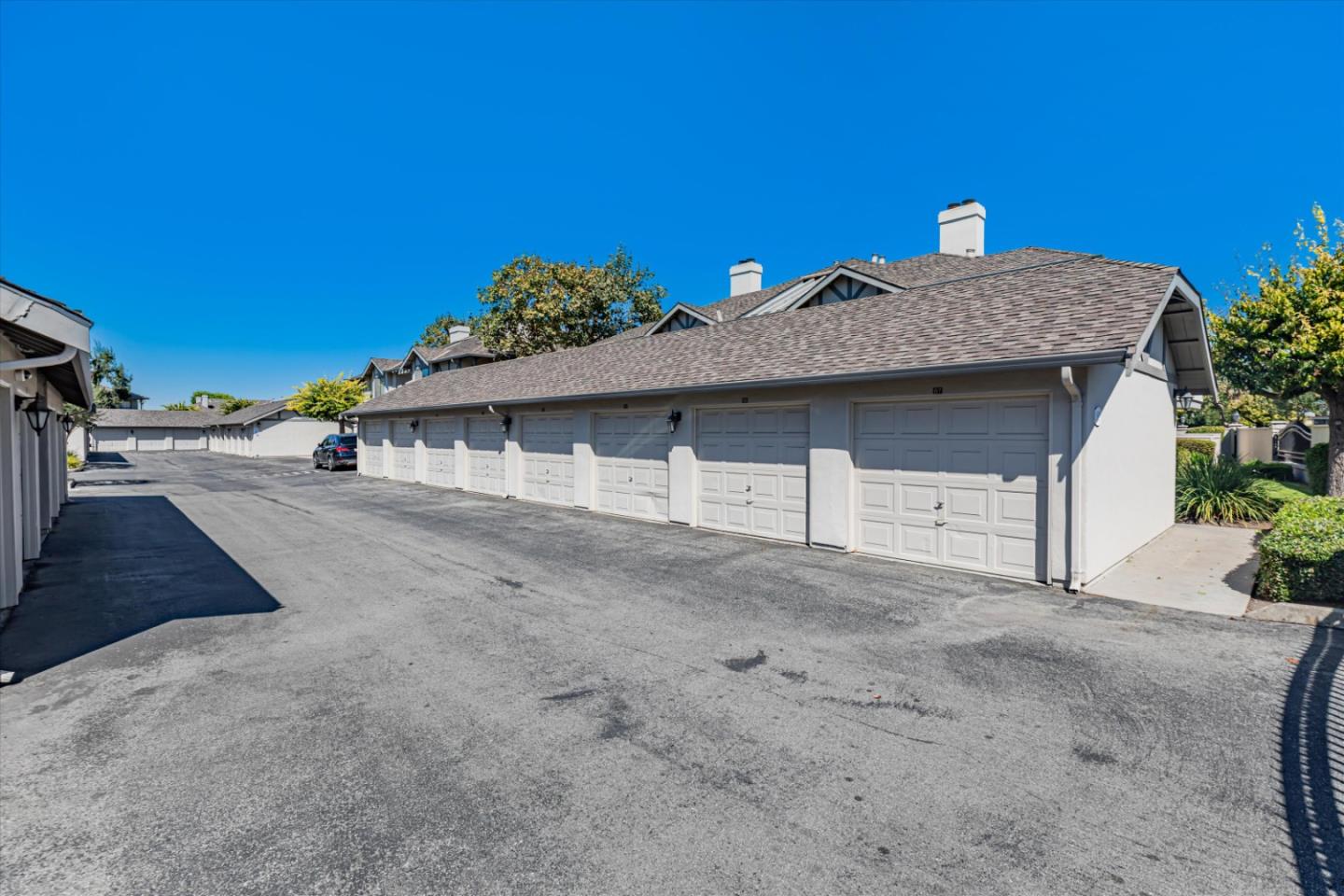 Detail Gallery Image 27 of 34 For 1052 Padre Dr #2,  Salinas,  CA 93901 - 1 Beds | 1 Baths