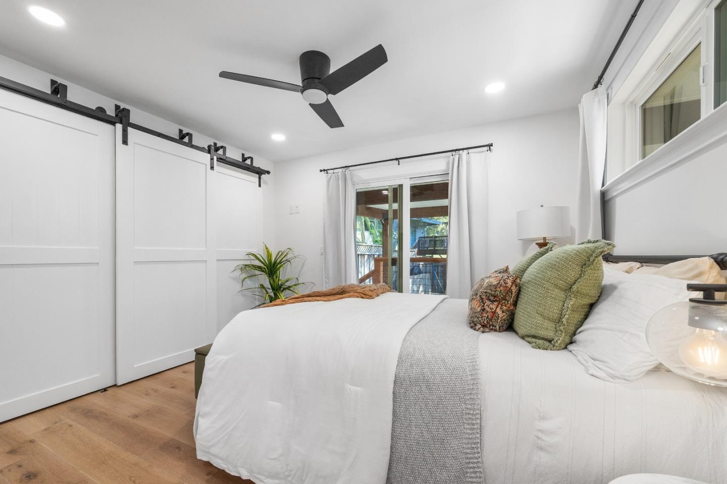 Detail Gallery Image 20 of 22 For 305 Sumner Ave, Aptos,  CA 95003 - 3 Beds | 2 Baths