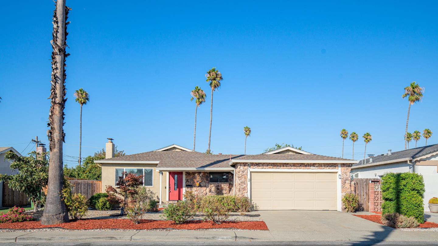 Detail Gallery Image 1 of 59 For 39418 Blue Fin Way, Fremont,  CA 94538 - 4 Beds | 2 Baths