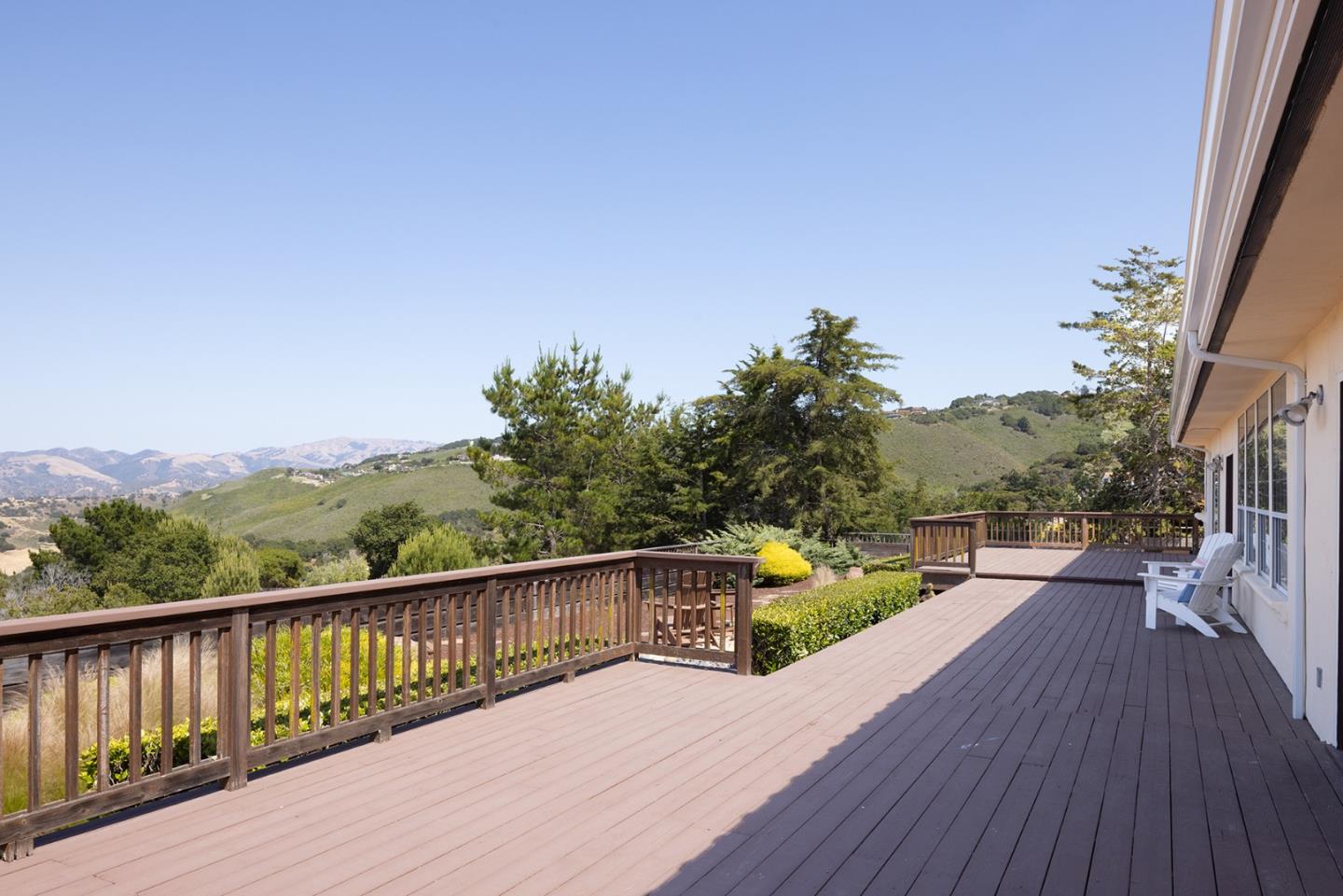 Detail Gallery Image 19 of 35 For 10590 Hidden Mesa Pl, Monterey,  CA 93940 - 3 Beds | 3 Baths