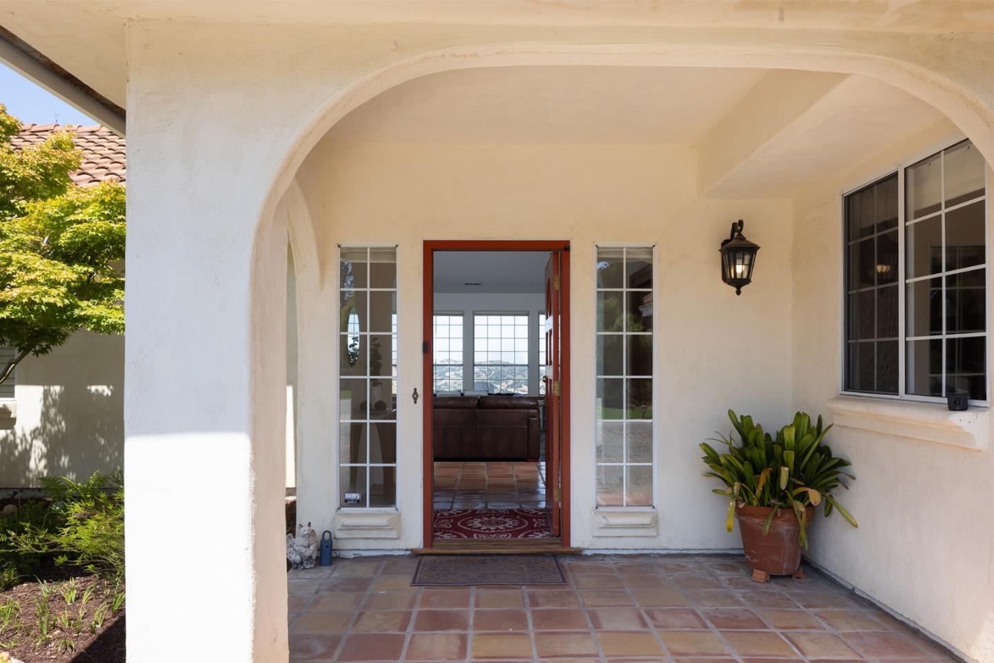 Detail Gallery Image 7 of 35 For 10590 Hidden Mesa Pl, Monterey,  CA 93940 - 3 Beds | 3 Baths