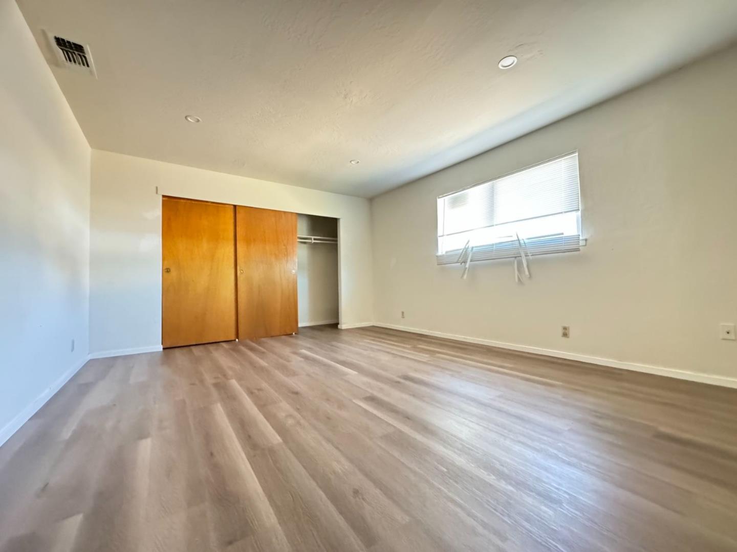 Detail Gallery Image 11 of 15 For 2615 Toy Ave, Sacramento,  CA 95822 - 3 Beds | 1 Baths