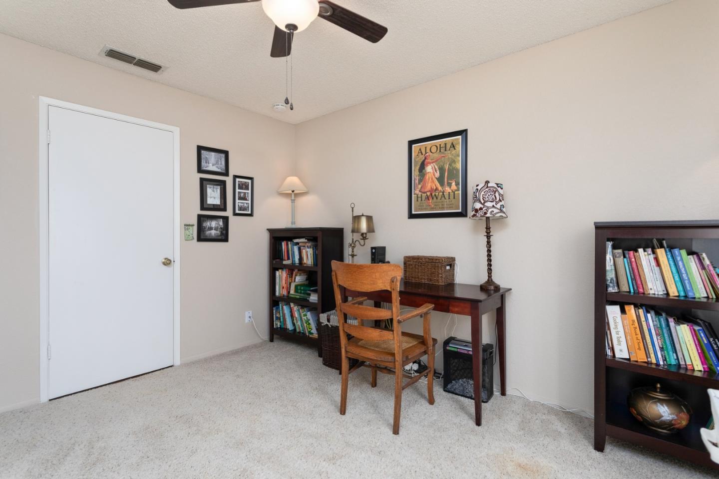 Detail Gallery Image 27 of 54 For 2181 E Cromwell Ave, Fresno,  CA 93720 - 3 Beds | 2 Baths