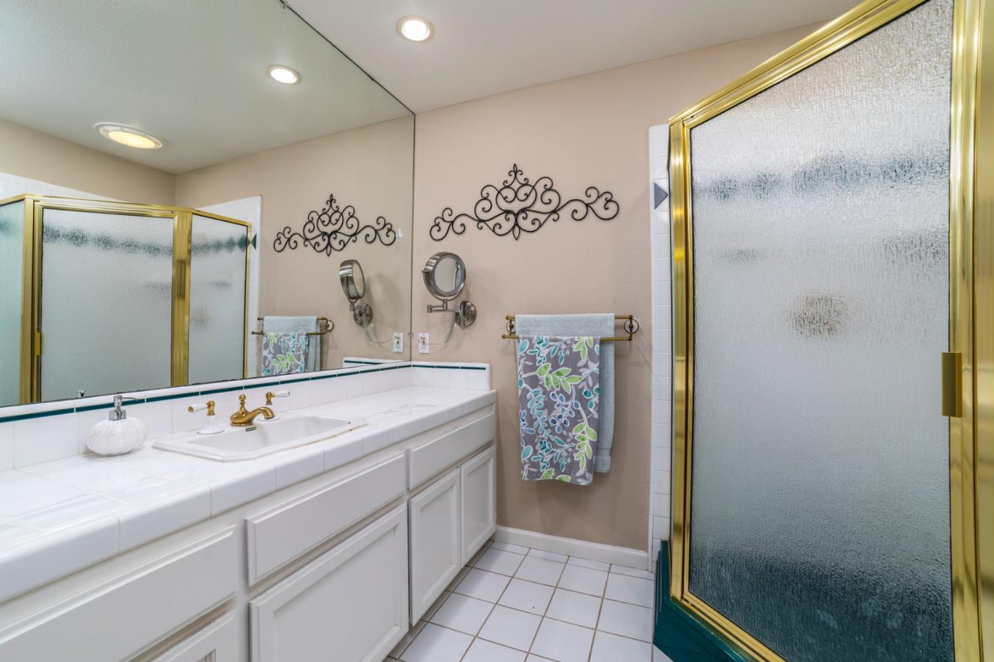 Detail Gallery Image 37 of 54 For 2181 E Cromwell Ave, Fresno,  CA 93720 - 3 Beds | 2 Baths