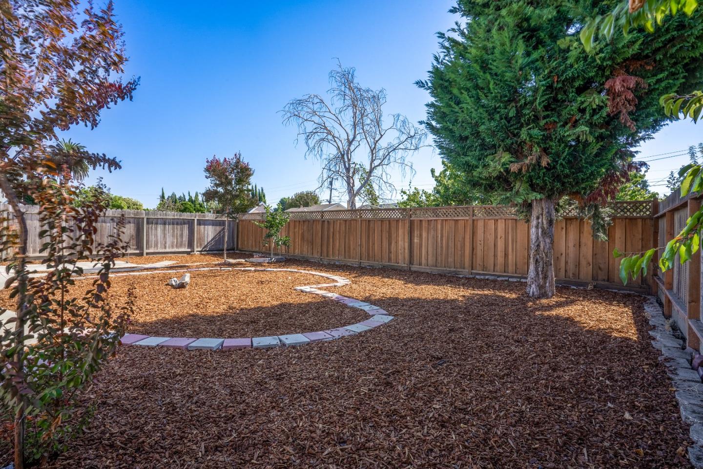 Detail Gallery Image 12 of 41 For 14829 Wake Ave, San Leandro,  CA 94578 - 2 Beds | 1 Baths