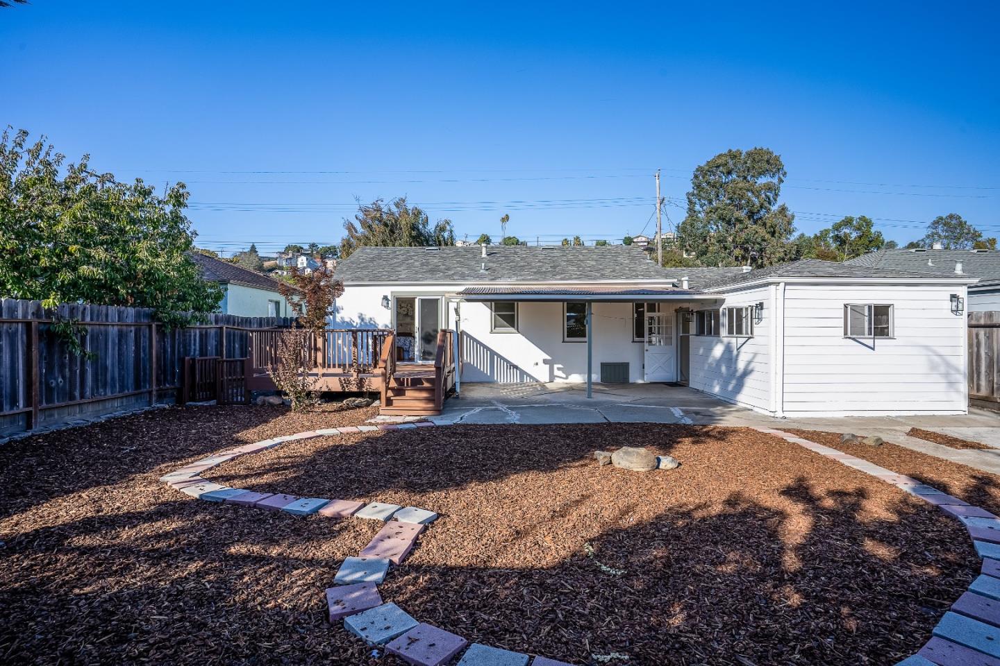 Detail Gallery Image 33 of 41 For 14829 Wake Ave, San Leandro,  CA 94578 - 2 Beds | 1 Baths