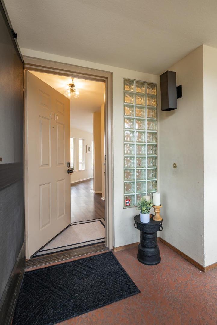 Detail Gallery Image 19 of 21 For 365 Forest Ave 4d,  Palo Alto,  CA 94301 - 2 Beds | 2/1 Baths