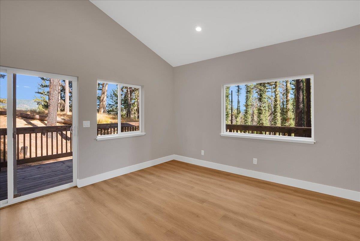 Detail Gallery Image 8 of 28 For 350 Woodland Way, Boulder Creek,  CA 95006 - 2 Beds | 1 Baths