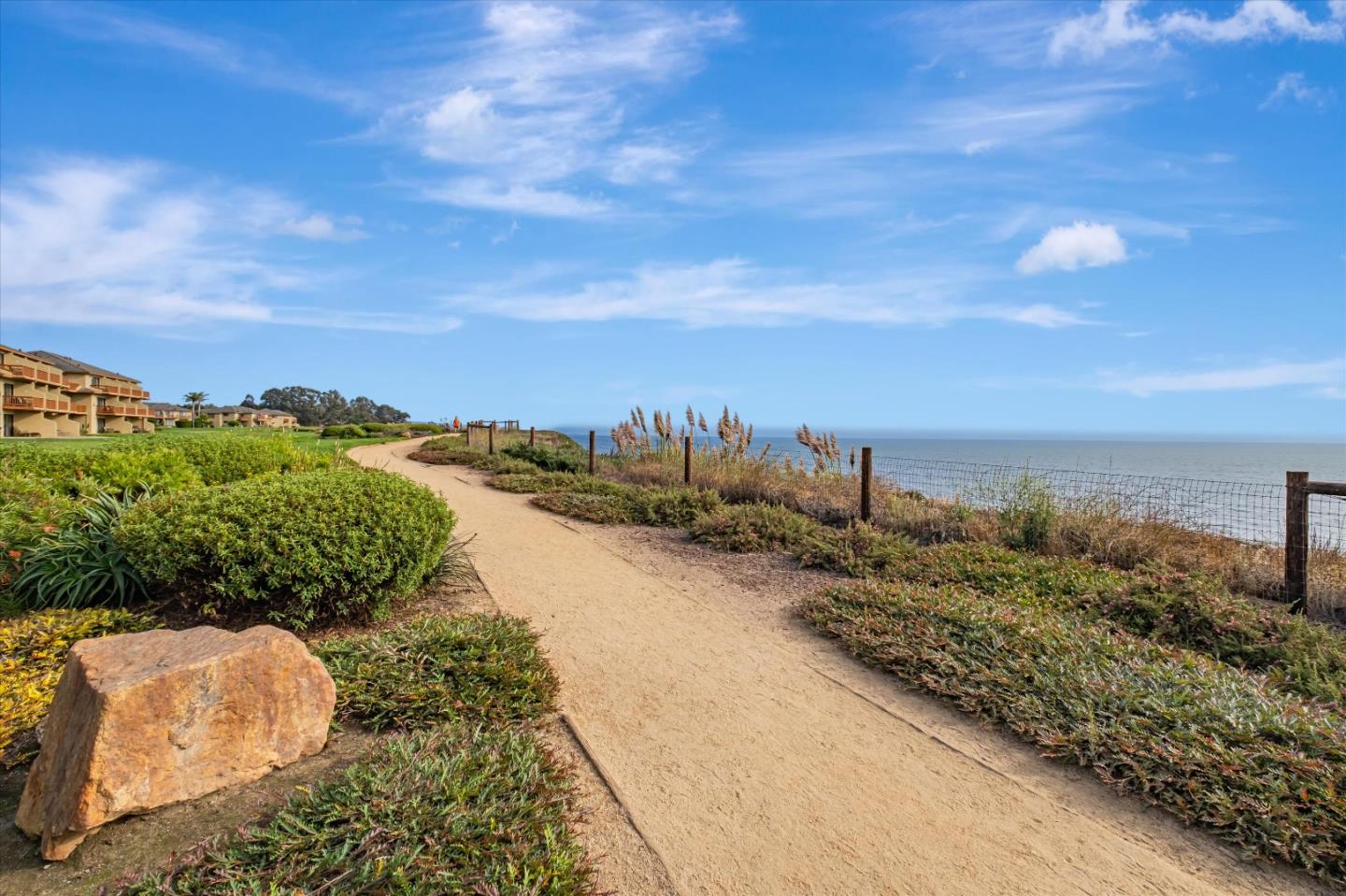 Detail Gallery Image 21 of 29 For 111 Seascape Resort Dr, Aptos,  CA 95003 - 1 Beds | 1 Baths