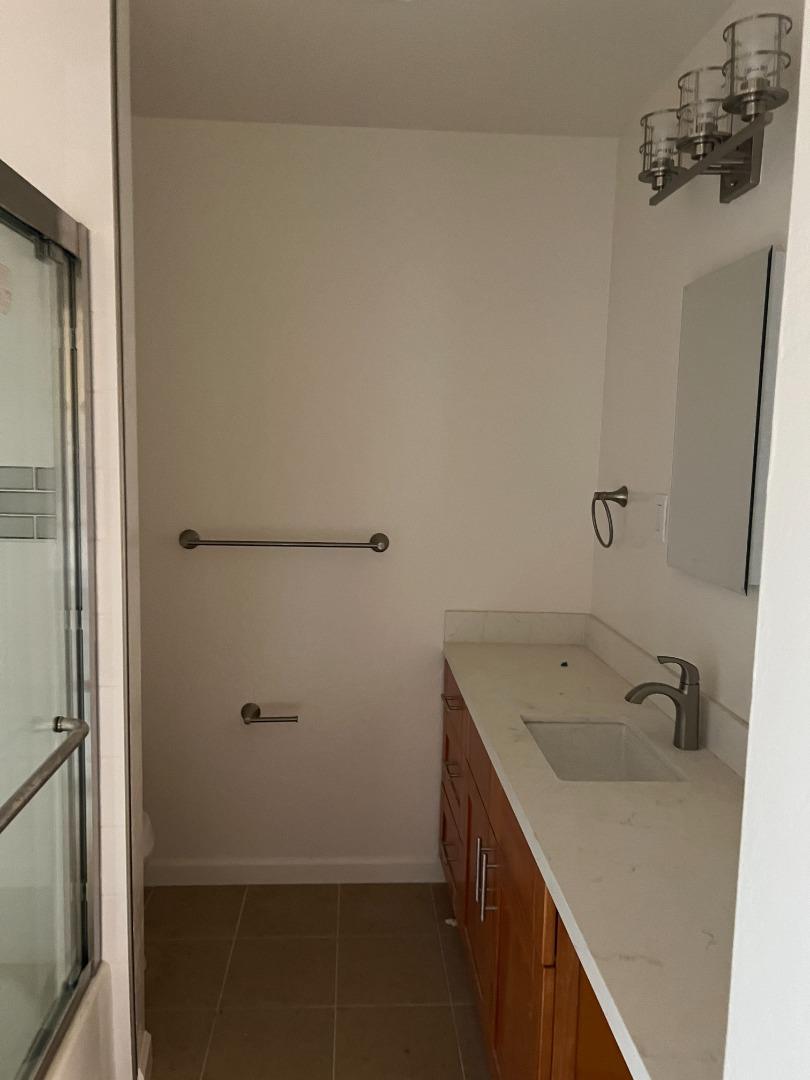 Detail Gallery Image 11 of 11 For Address Not Disclosed,  San Mateo,  CA 94401 - 1 Beds | 1 Baths