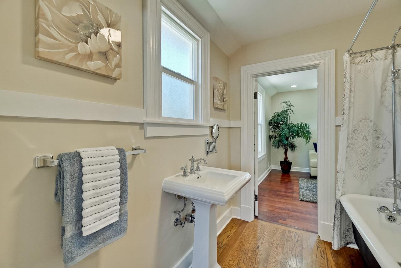 Detail Gallery Image 13 of 20 For 1646 Catherine St, Santa Clara,  CA 95050 - 3 Beds | 2 Baths