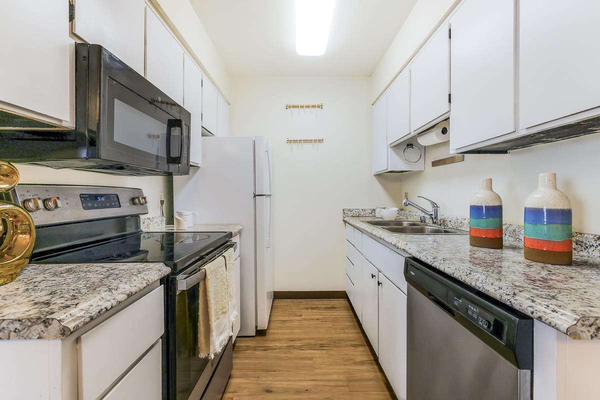 Detail Gallery Image 7 of 26 For 38627 Cherry Ln #76,  Fremont,  CA 94536 - 1 Beds | 1 Baths