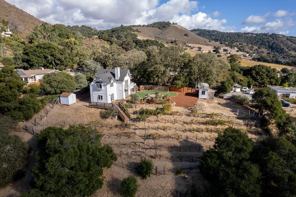 Detail Gallery Image 6 of 43 For 70 Valle Vis, Carmel Valley,  CA 93924 - 3 Beds | 1/1 Baths