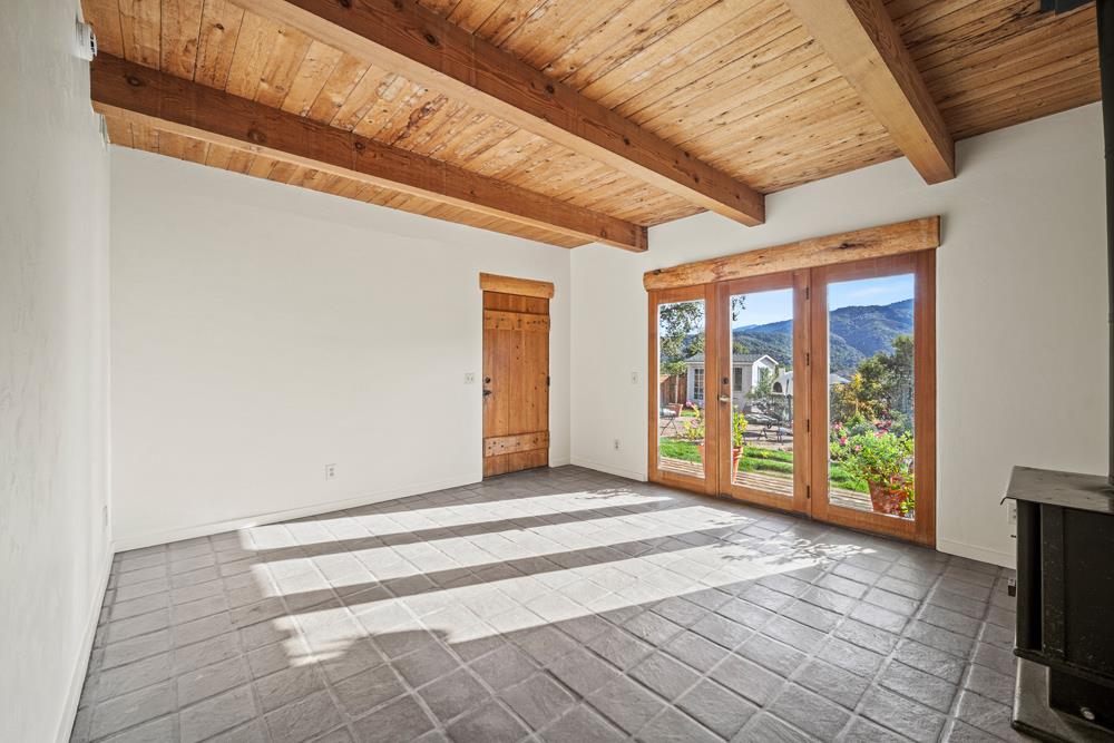 Detail Gallery Image 7 of 43 For 70 Valle Vis, Carmel Valley,  CA 93924 - 3 Beds | 1/1 Baths