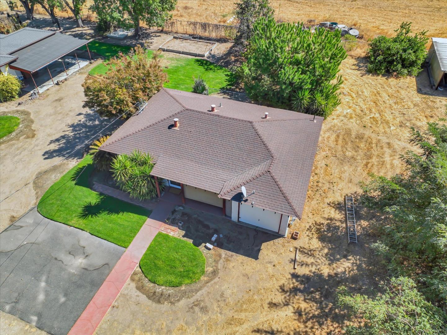 Detail Gallery Image 51 of 61 For 13800 S Highway 99 E Frontage Rd, Manteca,  CA 95336 - 3 Beds | 1/1 Baths