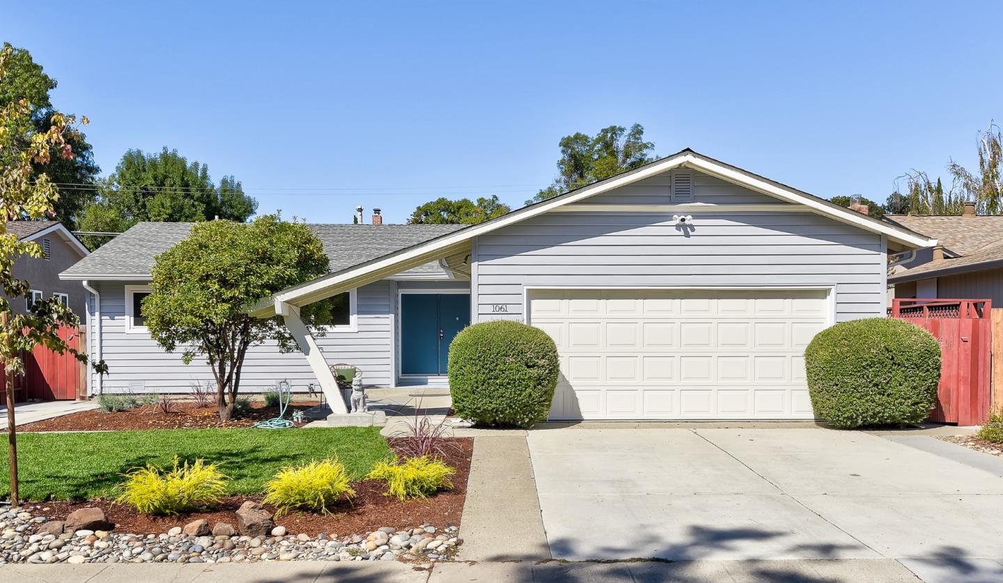 Detail Gallery Image 1 of 25 For 1061 Marigold Ct, Sunnyvale,  CA 94086 - 4 Beds | 2 Baths