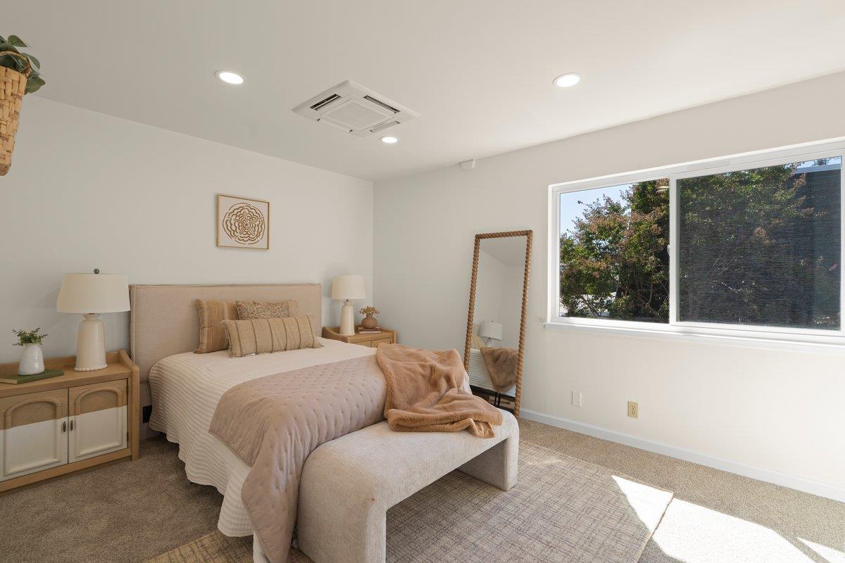 Detail Gallery Image 7 of 10 For 120 Oak Rim Way #17,  Los Gatos,  CA 95032 - 2 Beds | 1/1 Baths