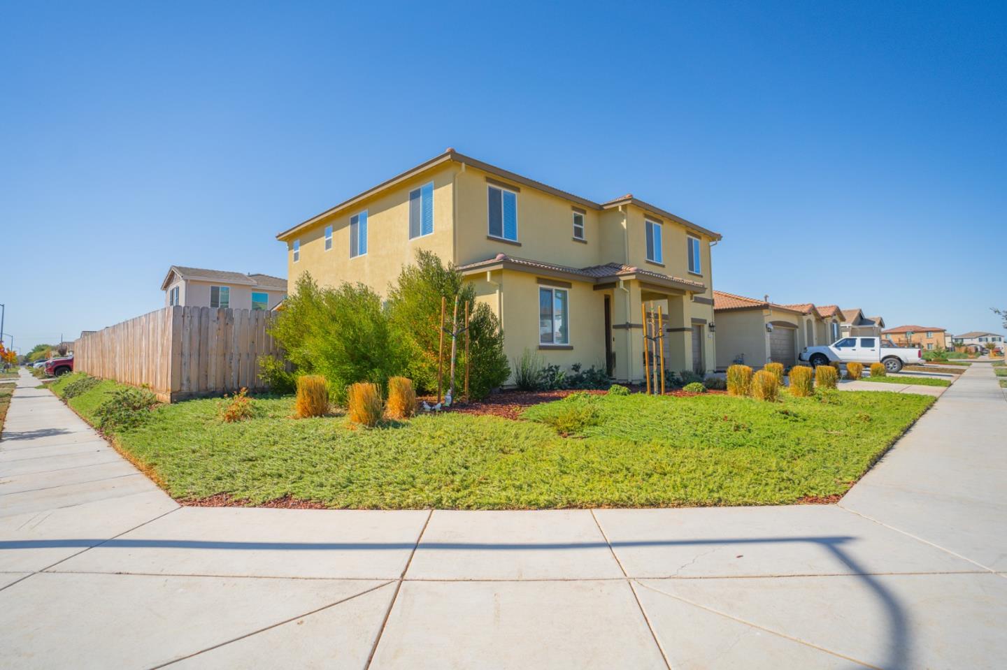 Detail Gallery Image 71 of 76 For 2075 Martin St, Los Banos,  CA 93635 - 5 Beds | 3 Baths