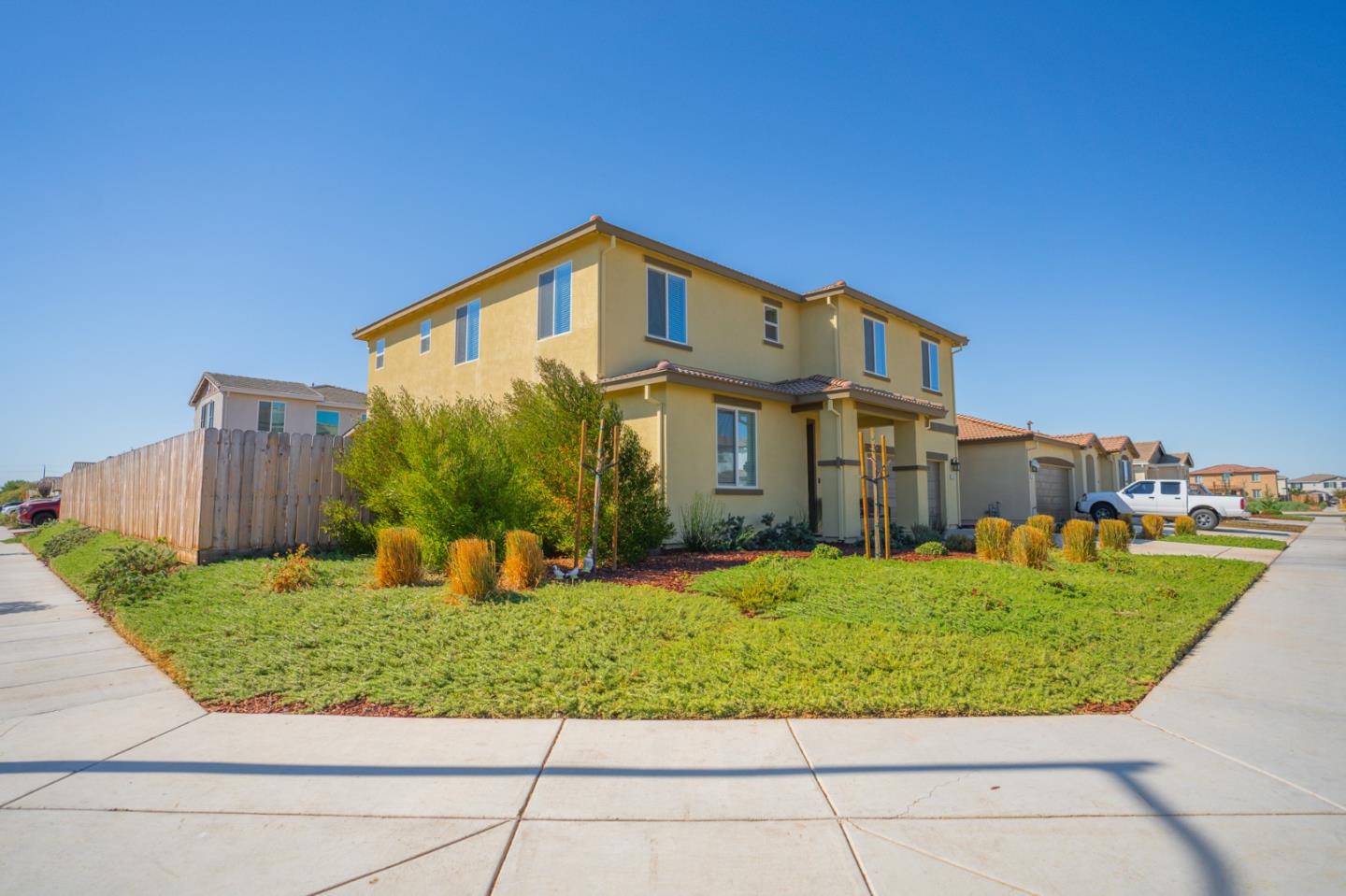 Detail Gallery Image 74 of 76 For 2075 Martin St, Los Banos,  CA 93635 - 5 Beds | 3 Baths