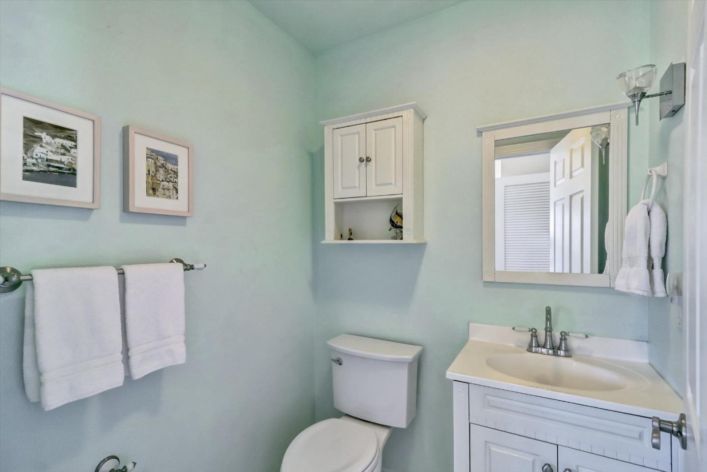 Detail Gallery Image 17 of 44 For 507 Hill St, Capitola,  CA 95010 - 3 Beds | 2/1 Baths