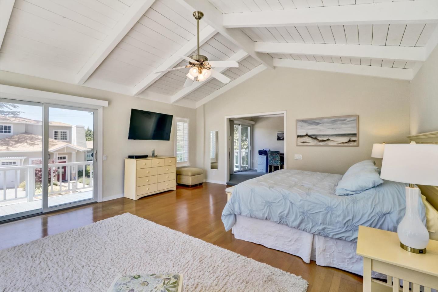 Detail Gallery Image 34 of 44 For 507 Hill St, Capitola,  CA 95010 - 3 Beds | 2/1 Baths