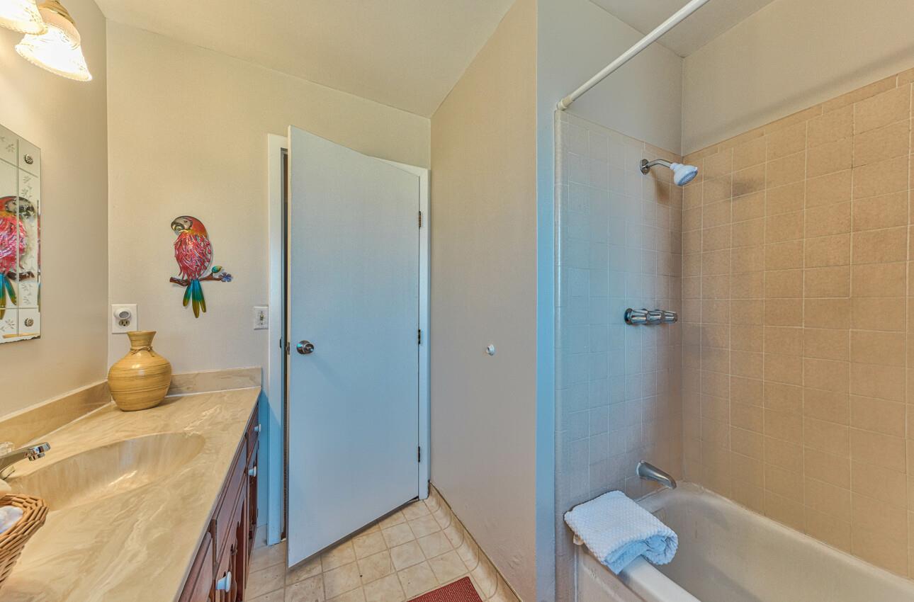 Detail Gallery Image 28 of 37 For 16207 Apricot Ln, Royal Oaks,  CA 95076 - 3 Beds | 2 Baths