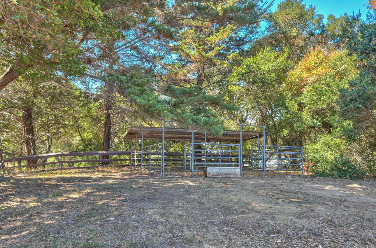 Detail Gallery Image 32 of 37 For 16207 Apricot Ln, Royal Oaks,  CA 95076 - 3 Beds | 2 Baths