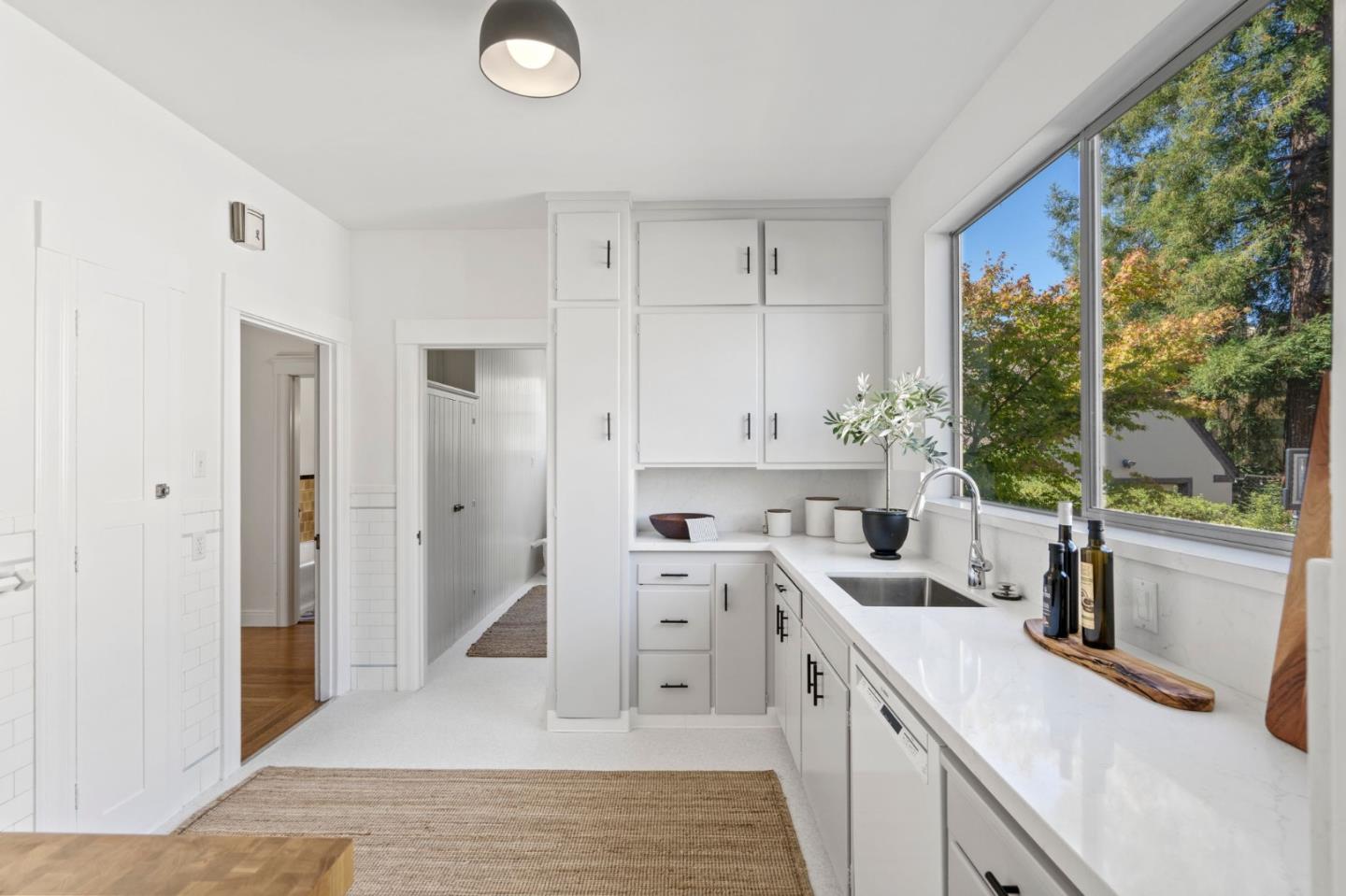 Detail Gallery Image 20 of 60 For 26 W Poplar Ave, San Mateo,  CA 94402 - 2 Beds | 1/1 Baths