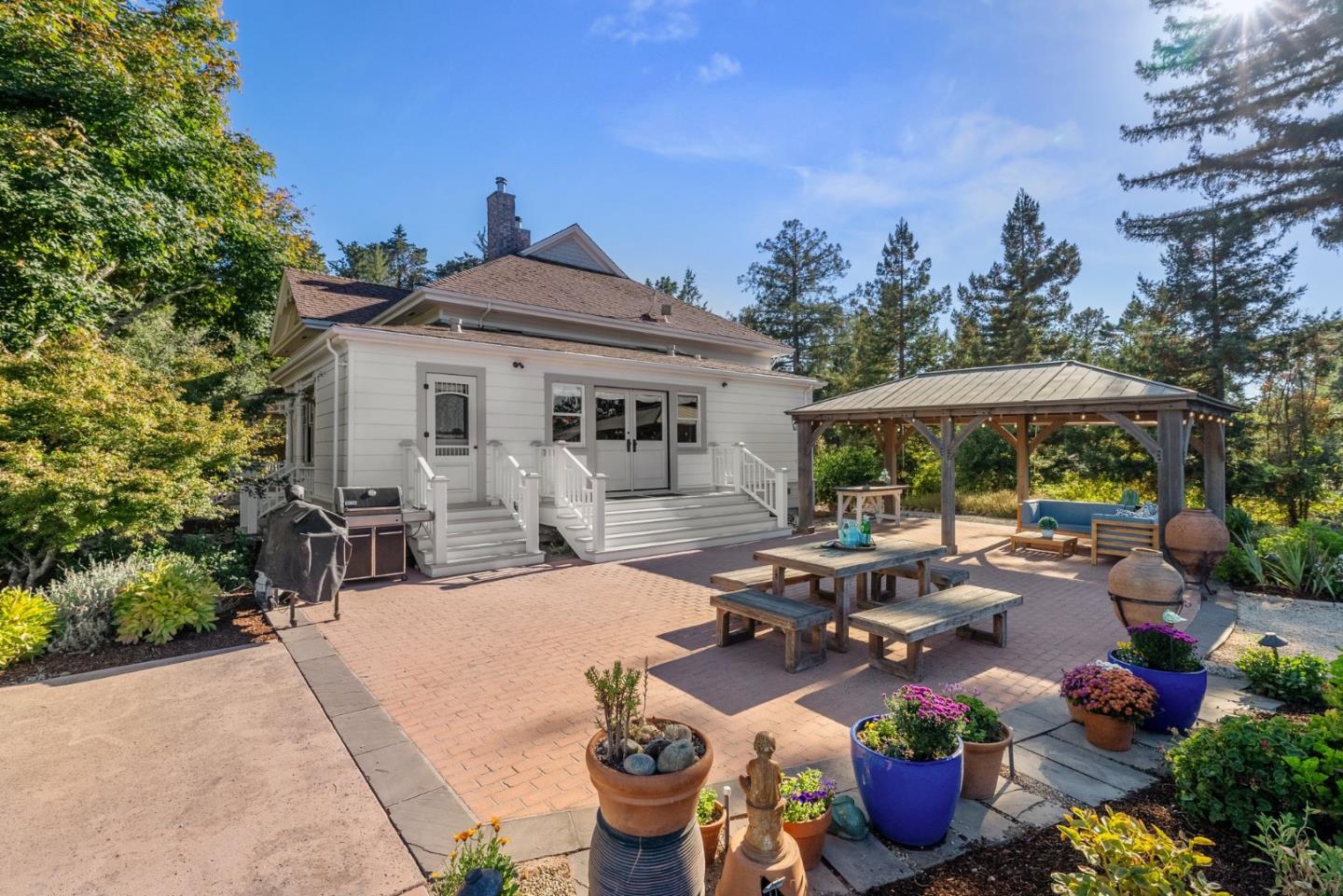 Detail Gallery Image 21 of 54 For 24915 Soquel San Jose Rd, Los Gatos,  CA 95033 - 4 Beds | 2 Baths