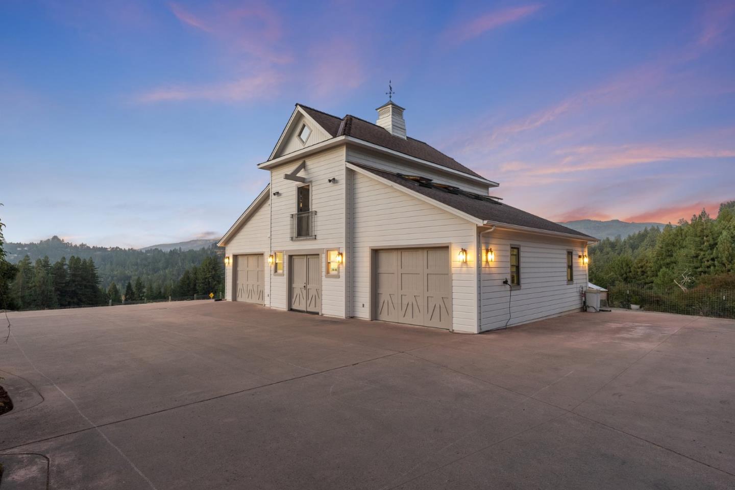 Detail Gallery Image 3 of 54 For 24915 Soquel San Jose Rd, Los Gatos,  CA 95033 - 4 Beds | 2 Baths