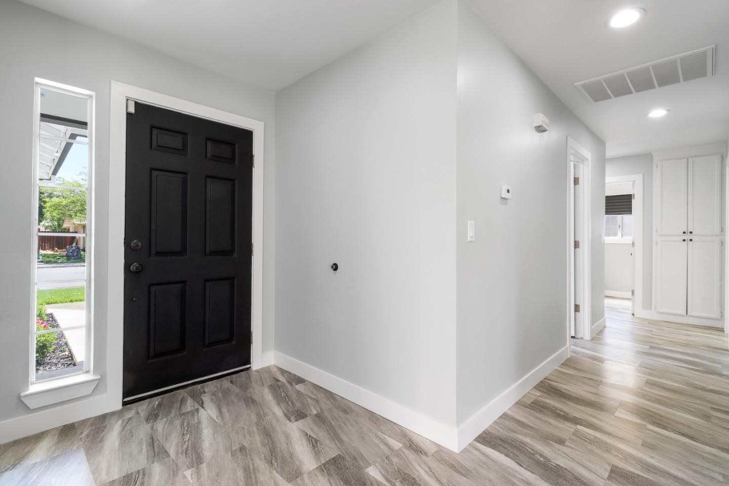 Detail Gallery Image 16 of 39 For 107 Clayton Ct, Los Banos,  CA 93635 - 3 Beds | 2 Baths