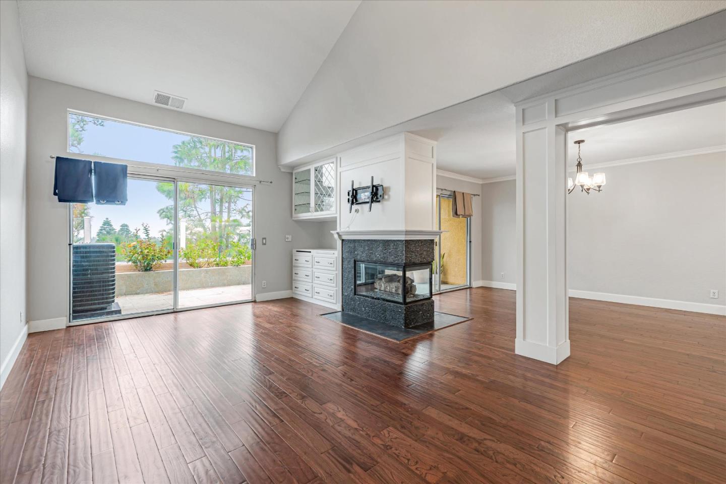 Detail Gallery Image 1 of 1 For 27 via Bacchus, Aliso Viejo,  CA 92656 - 3 Beds | 2/1 Baths