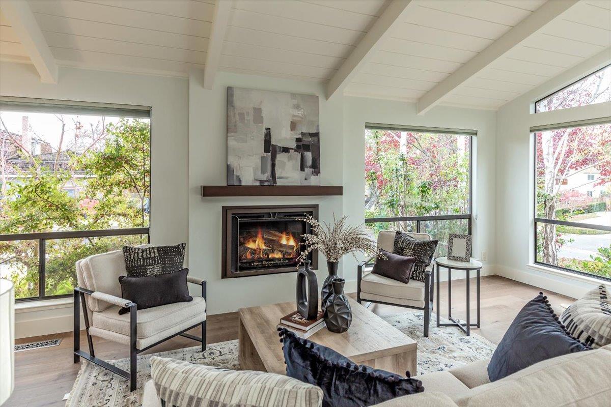 Detail Gallery Image 14 of 51 For 101 Hepplewhite Ct, Los Gatos,  CA 95032 - 4 Beds | 2 Baths