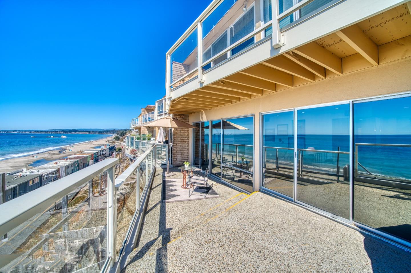 Detail Gallery Image 8 of 47 For 230 Rio Del Mar Blvd #F,  Aptos,  CA 95003 - 2 Beds | 2 Baths