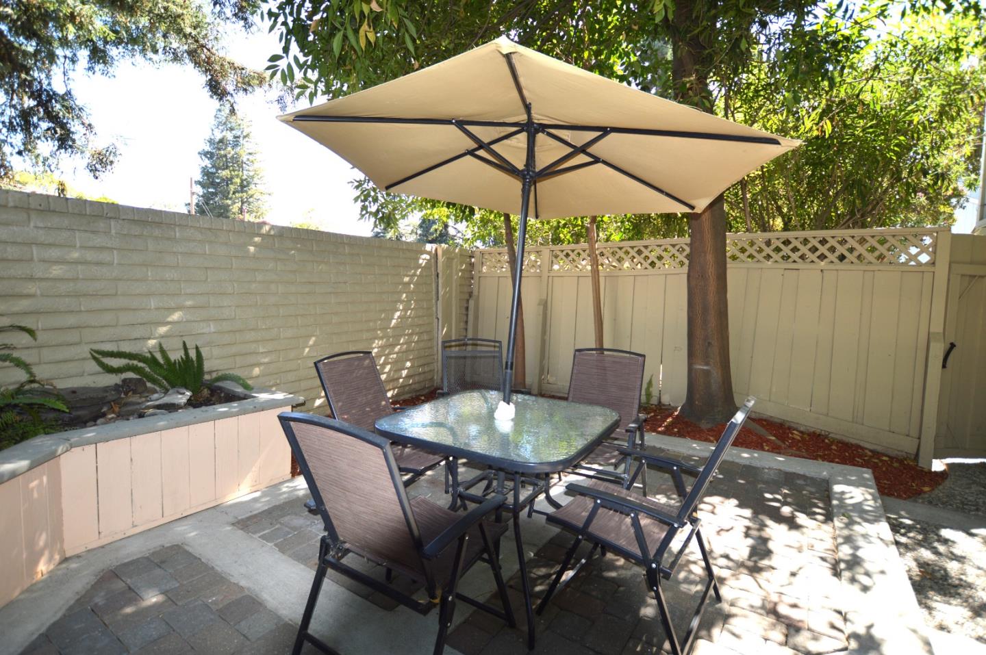 Detail Gallery Image 21 of 22 For 1965 Deercross Ln, San Jose,  CA 95124 - 3 Beds | 2/1 Baths