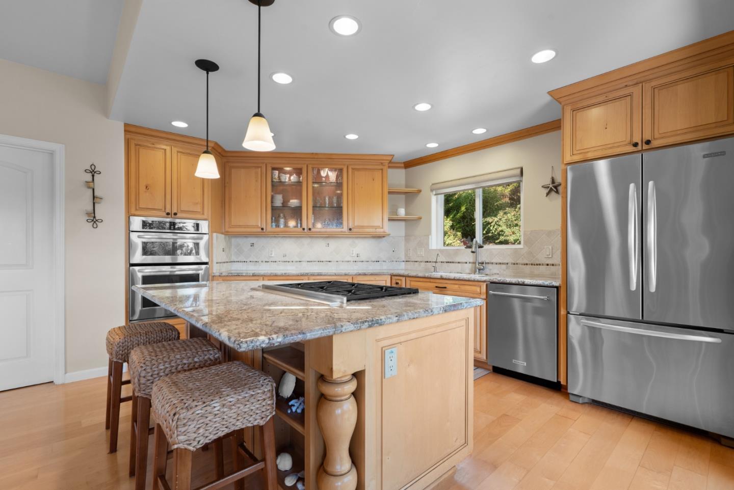 Detail Gallery Image 21 of 56 For 181 Thunderbird Dr, Aptos,  CA 95003 - 3 Beds | 2 Baths