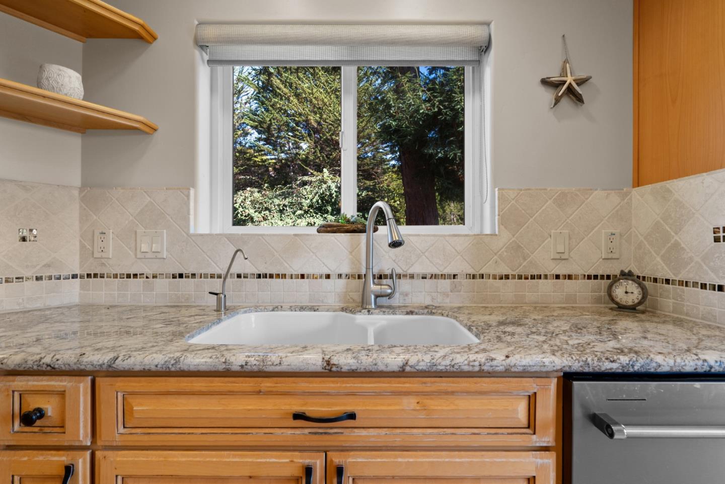 Detail Gallery Image 25 of 56 For 181 Thunderbird Dr, Aptos,  CA 95003 - 3 Beds | 2 Baths